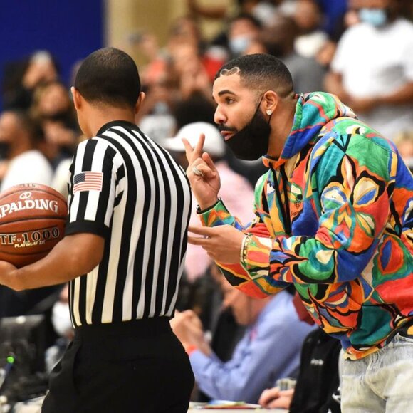 2021 Supreme x Emilio Pucci (SS21P58) - Sweatpants - Authentic  - *ULTRA RARE* - Picture 15 of 16